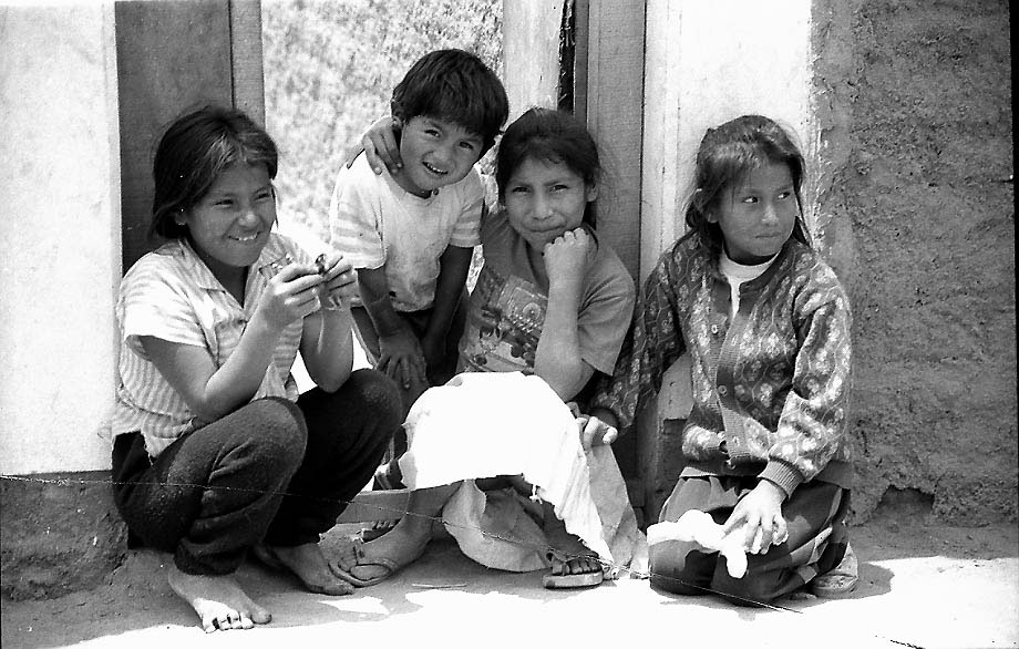 NEX PERFORMANCE MOBILE NUESTROS NIÑOS DE LA CALLE... NEX PERFORMANCE MOBILE NUESTROS NIÑOS DE LA CALLE...